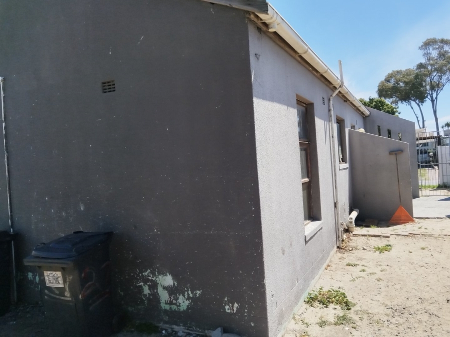 2 Bedroom Property for Sale in Forest Village Western Cape